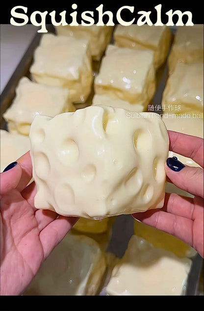 SquishCalm Moldable Cheese Block