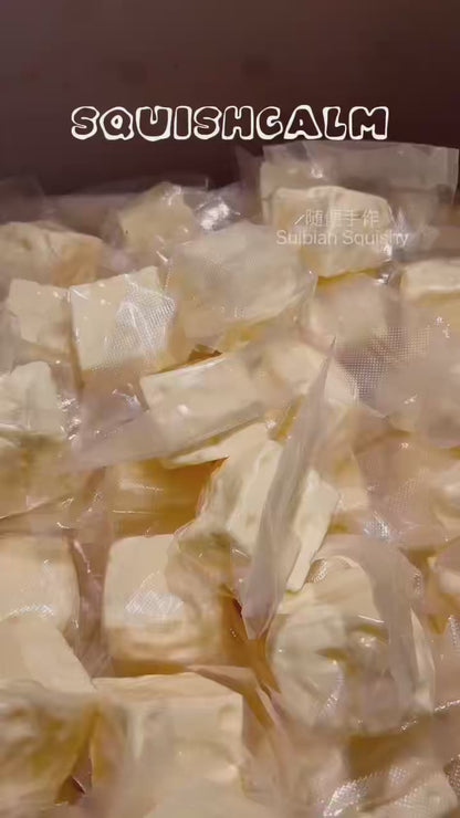SquishCalm Moldable Cheese Block